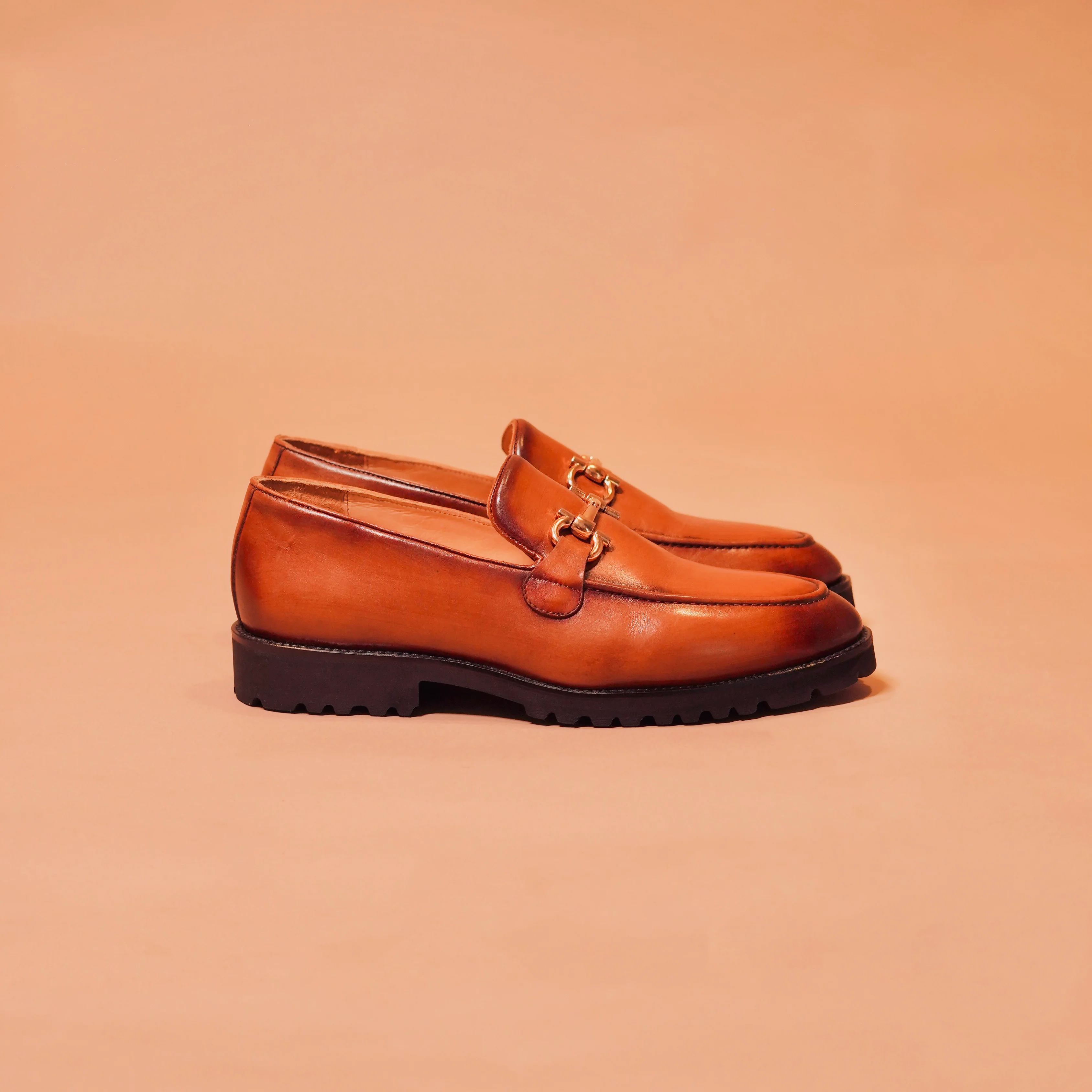 Moccasino Bruno | Tan full-grain leather loafers - Image 3