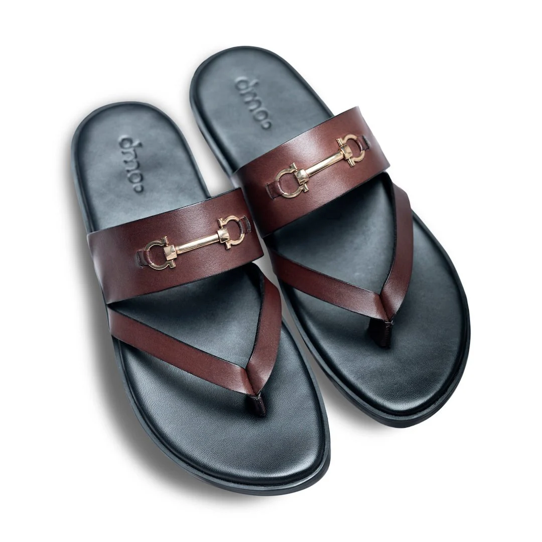 Pelle Fibio Bruno | Brown horsebit buckle leather chappals - Image 6