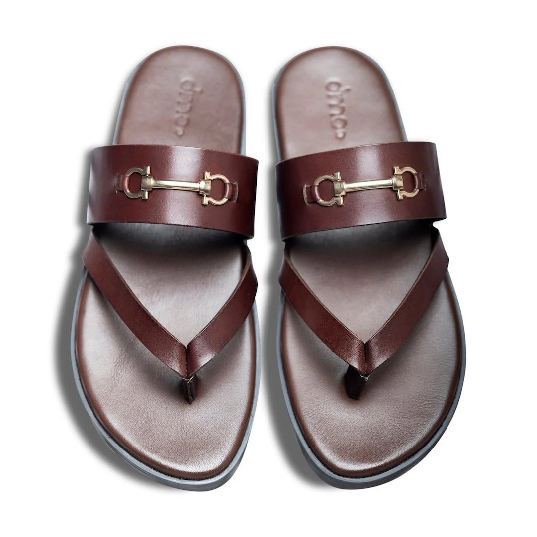 Pelle Fibio Marrone | Brown and golden leather chappals - Image 6