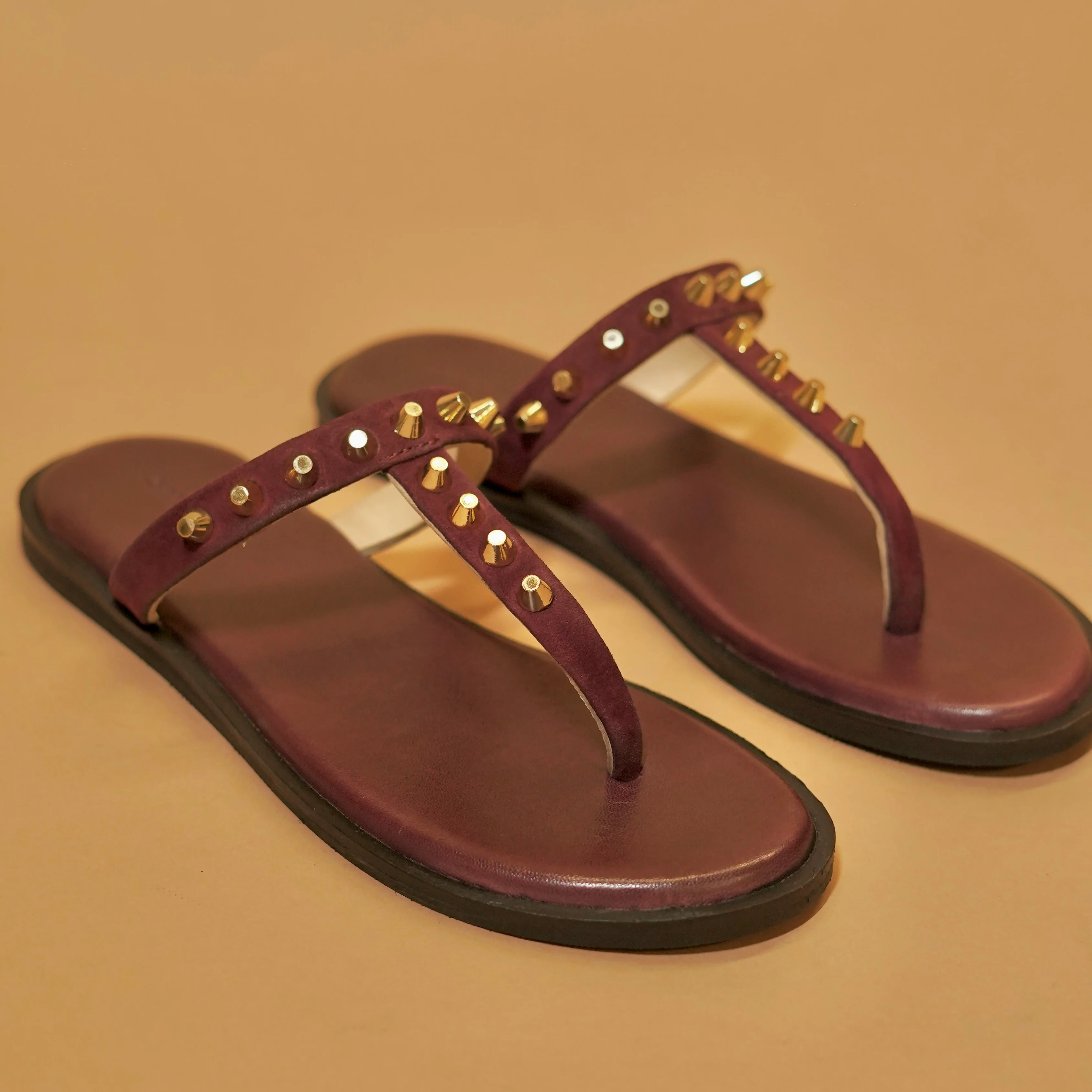 Pelle Lume Viola – Women’s Purple Suede Riveted Chappal - Image 4