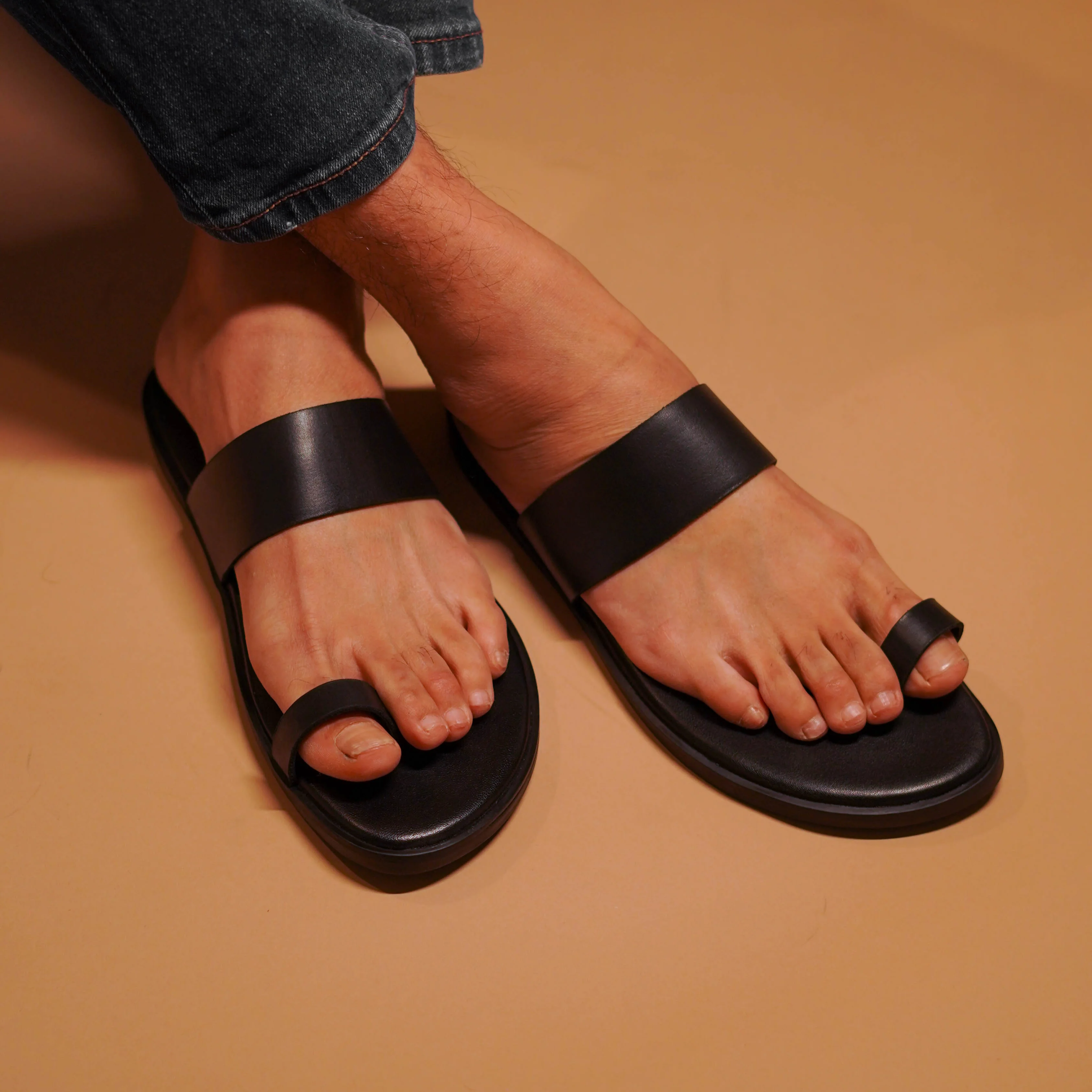 Pelle Noir | Two strap minimal style chappal with memory cushion insole - Image 3