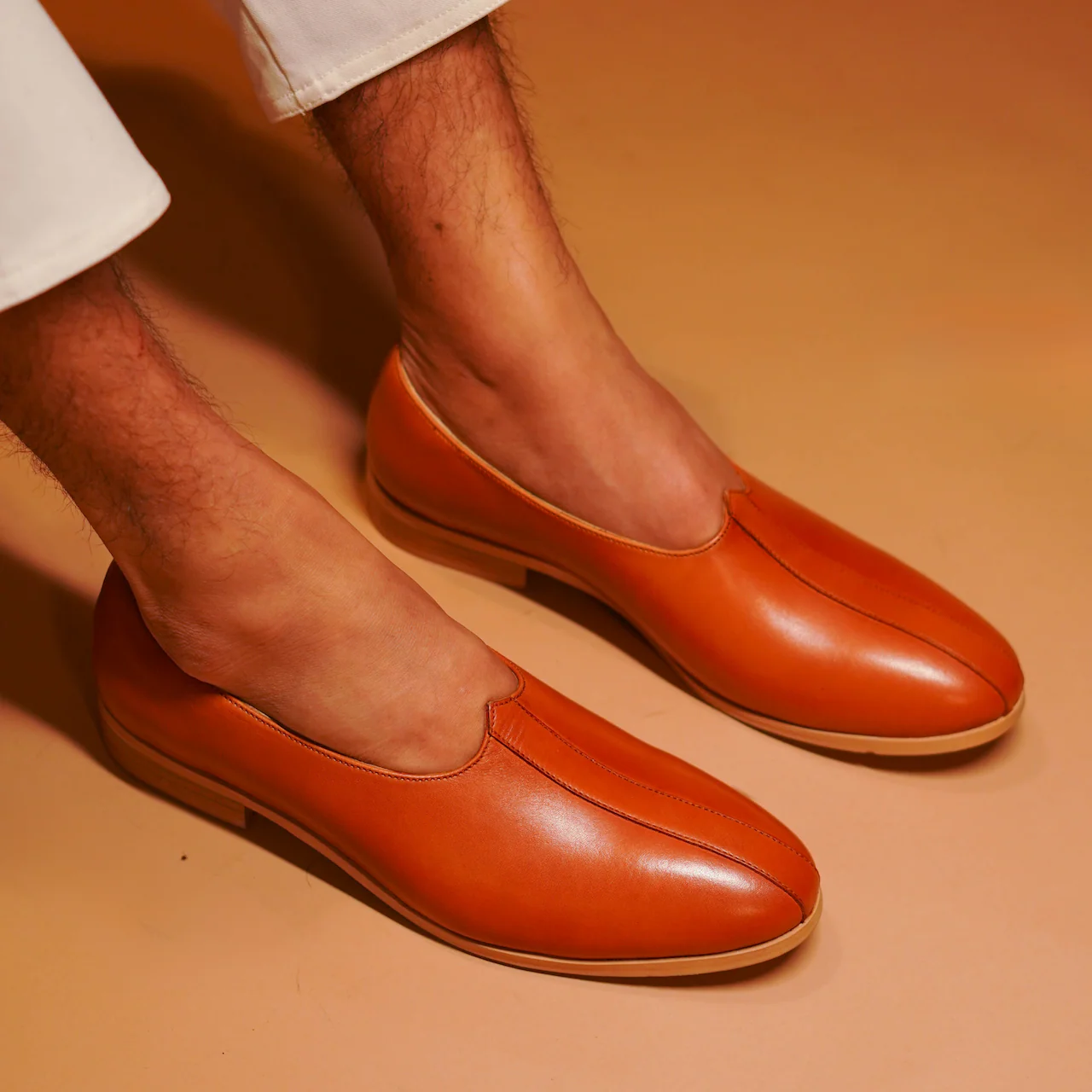 Ethnico Bronzo | Tan leather mojris - Image 4