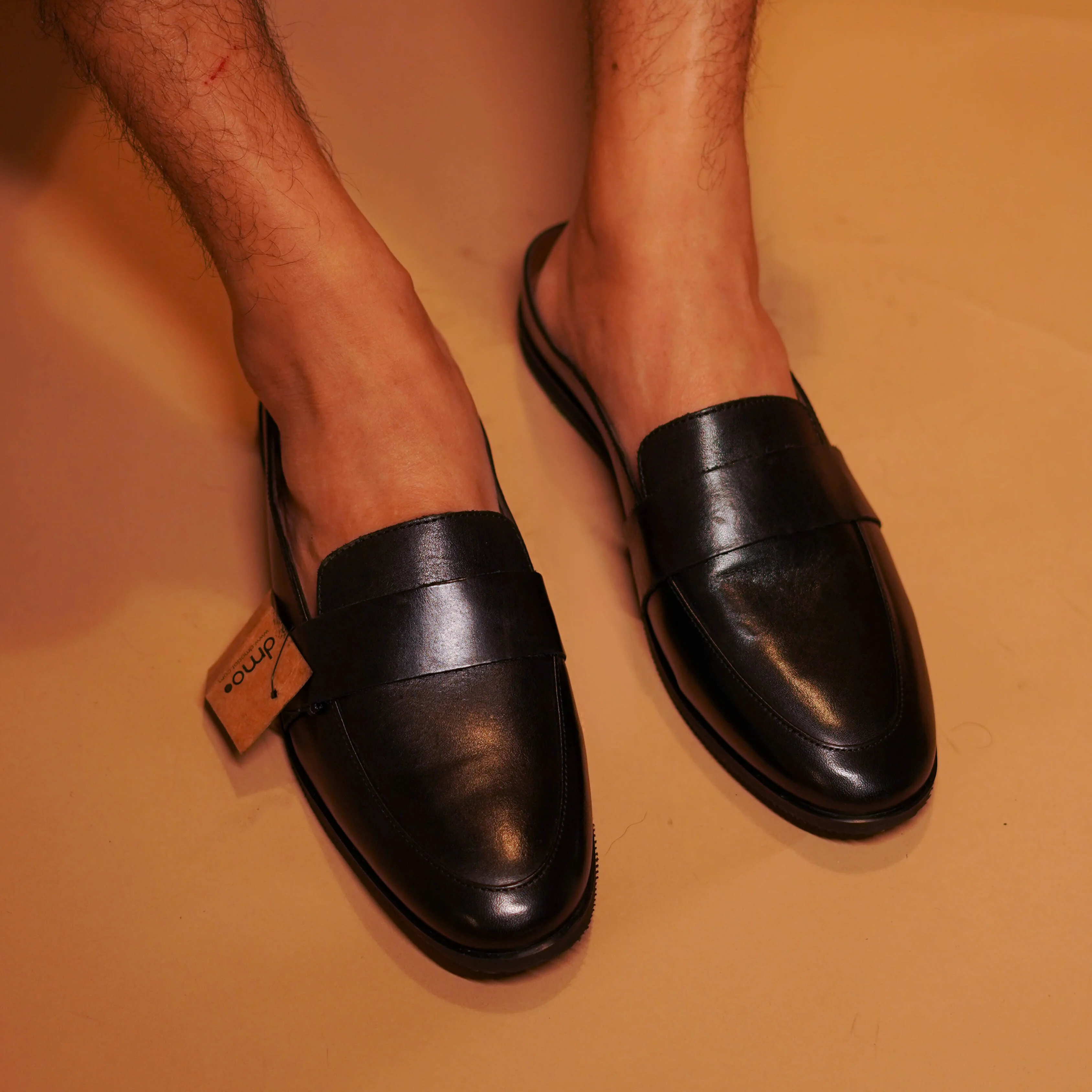 Hoffler Nera | Sleek black leather mules - Image 3